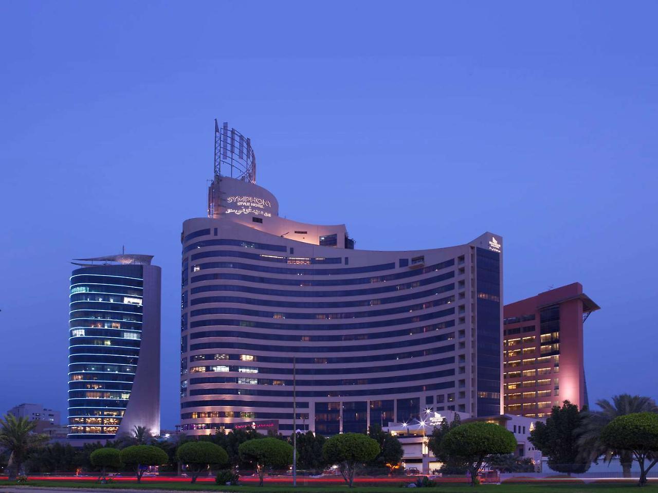 Symphony Style Hotel Kuwait Salmiya Екстер'єр фото The Westin Dubai
