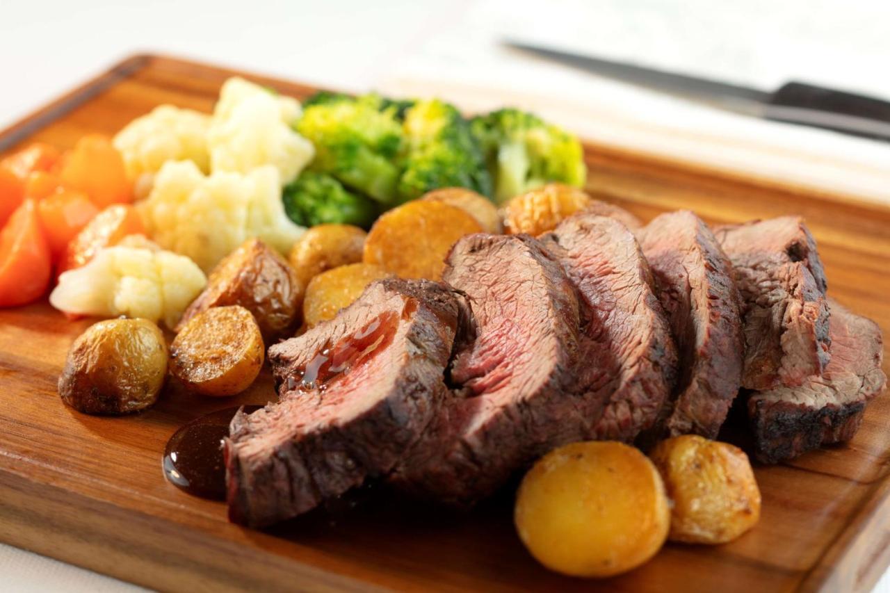 Symphony Style Hotel Kuwait Salmiya Екстер'єр фото A roast