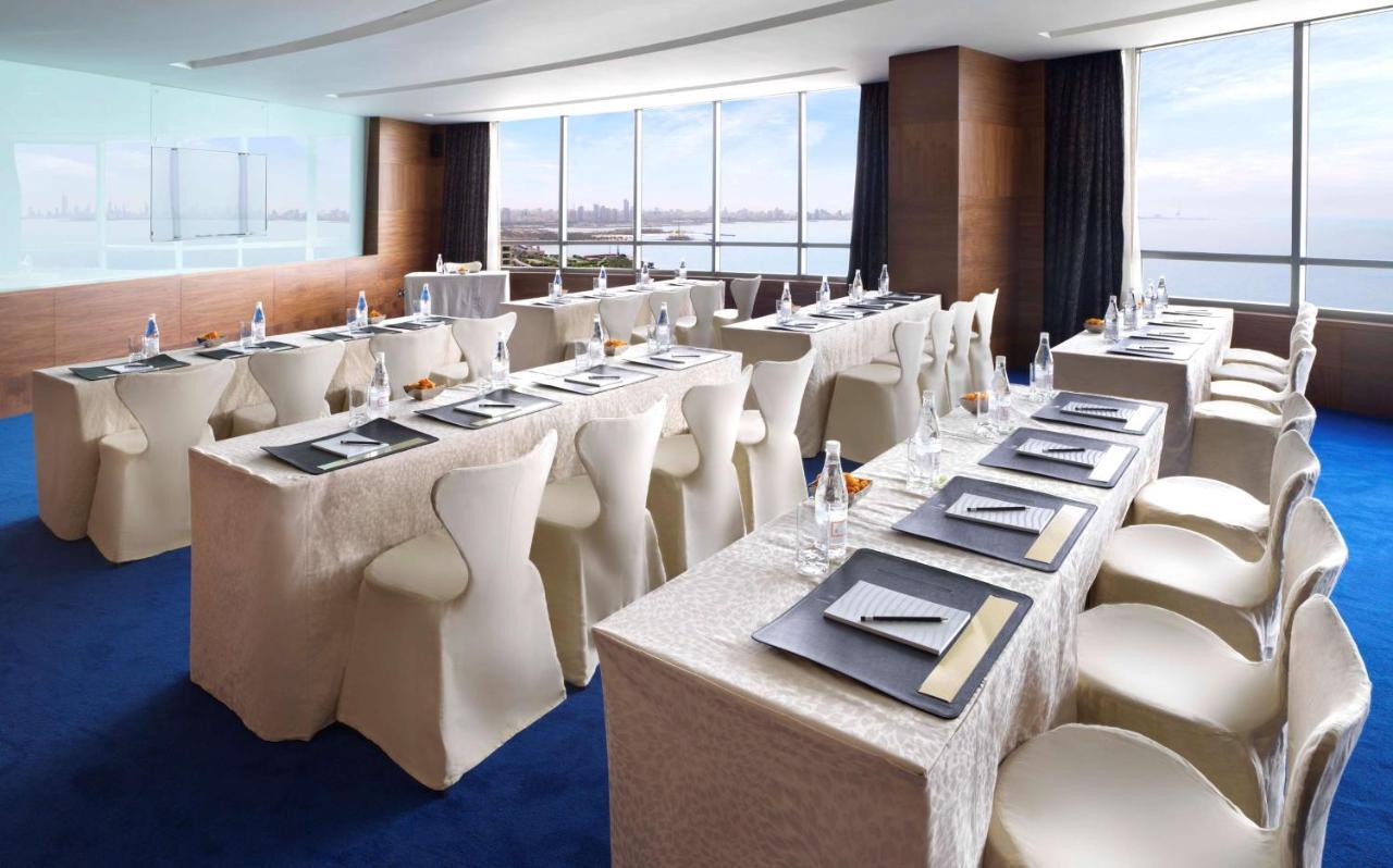 Symphony Style Hotel Kuwait Salmiya Екстер'єр фото Meeting room